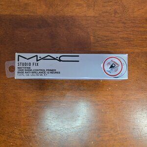 MAC Studio Fix Mattifine Shine Control Primer